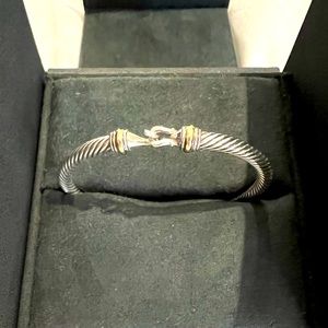 David Yurman Buckle Bracelet in Sterling Silver with 18K Yellow Gold - 4mm